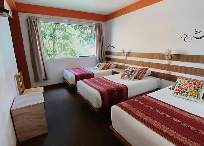 Thais House